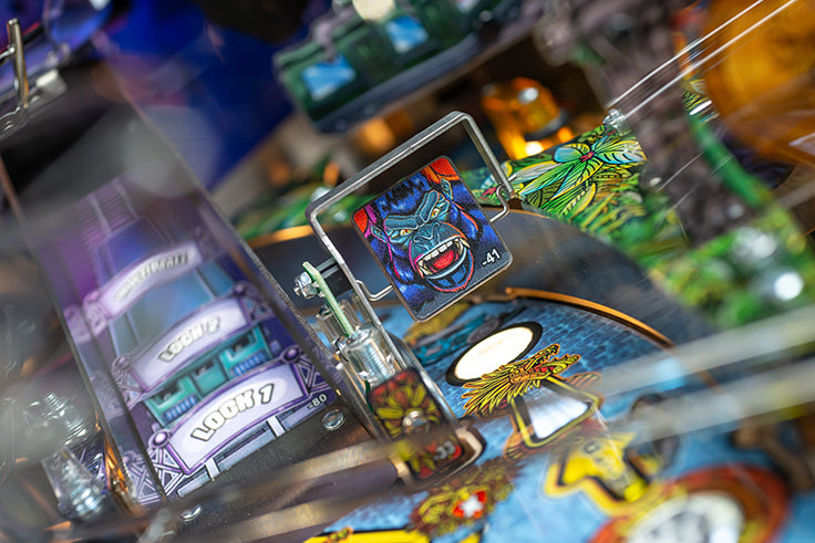 KING KONG Myth of Terror Island PRO Edition Flipper - STERN Pinball