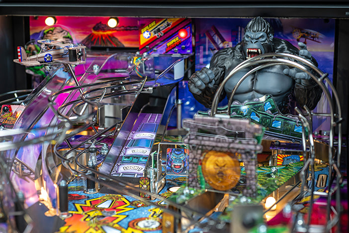 KING KONG Myth of Terror Island PRO Edition Flipper - STERN Pinball