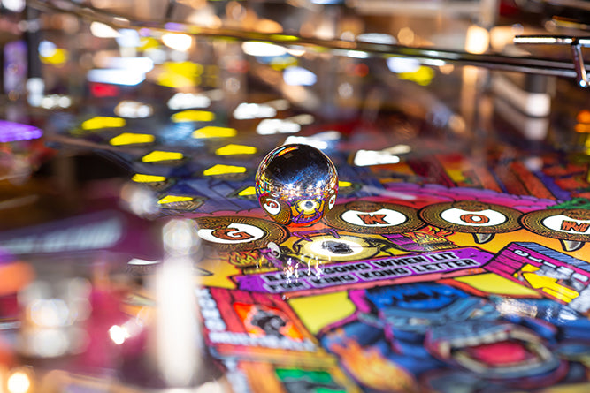 KING KONG Myth of Terror Island PRO Edition Flipper - STERN Pinball