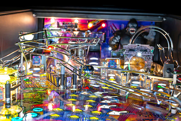 KING KONG Myth of Terror Island PRO Edition Flipper - STERN Pinball