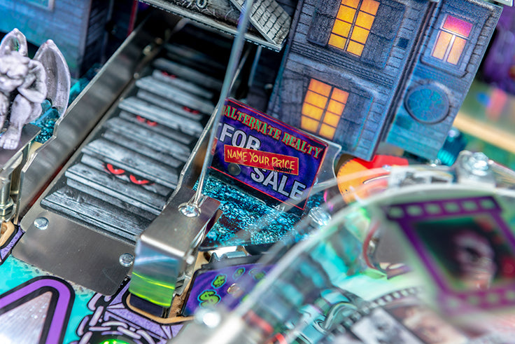 ELVIRA`S House of Horror PREMIUM Edition Flipper - STERN Pinball