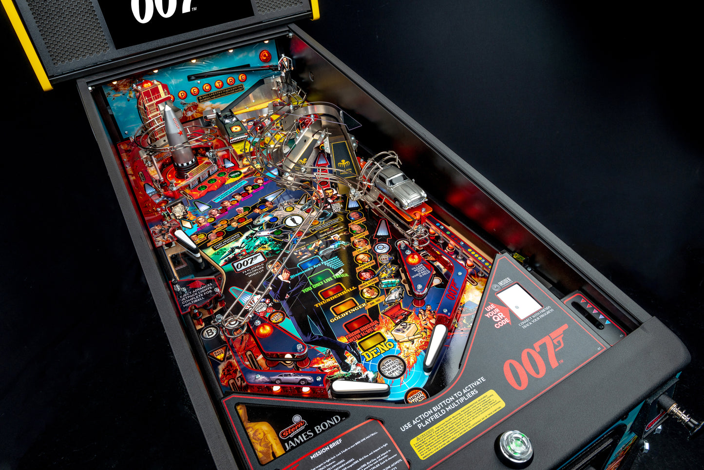 JAMES BOND 007 PREMIUM Edition Flipper - STERN Pinball