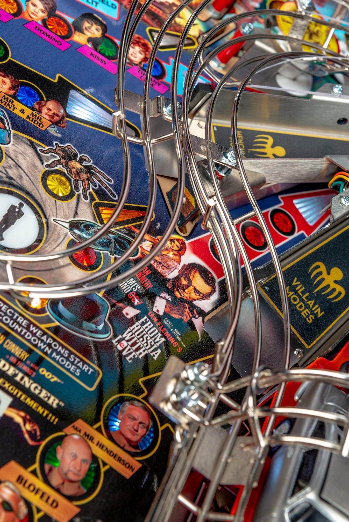 JAMES BOND 007 PRO Edition Flipper - STERN Pinball