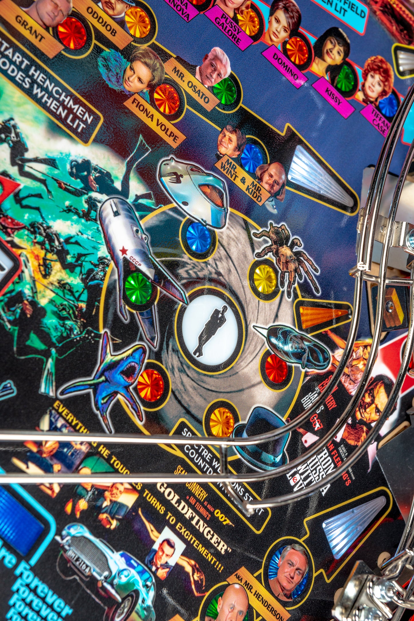 JAMES BOND 007 PRO Edition Flipper - STERN Pinball
