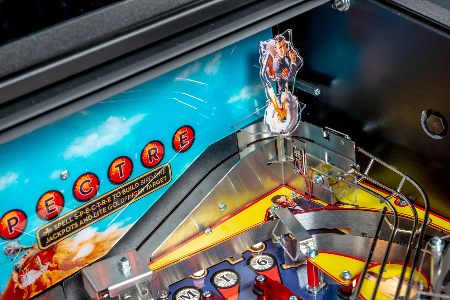 JAMES BOND 007 PRO Edition Flipper - STERN Pinball