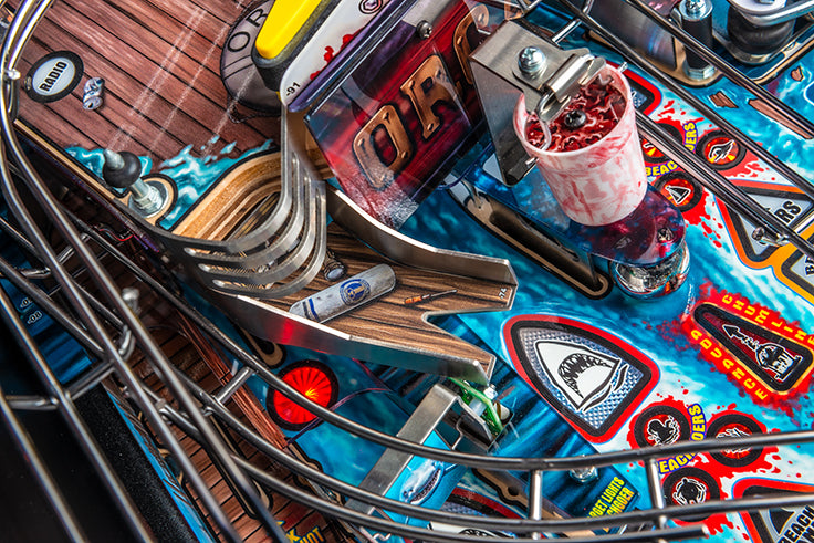 JAWS PREMIUM Edition Flipper - STERN Pinball
