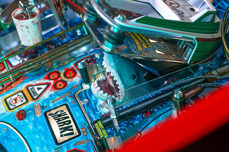 JAWS 50th ANNIVERSARY PREMIUM Edition Flipper - STERN Pinball