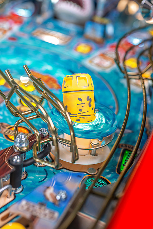 JAWS 50th ANNIVERSARY PREMIUM Edition Flipper - STERN Pinball