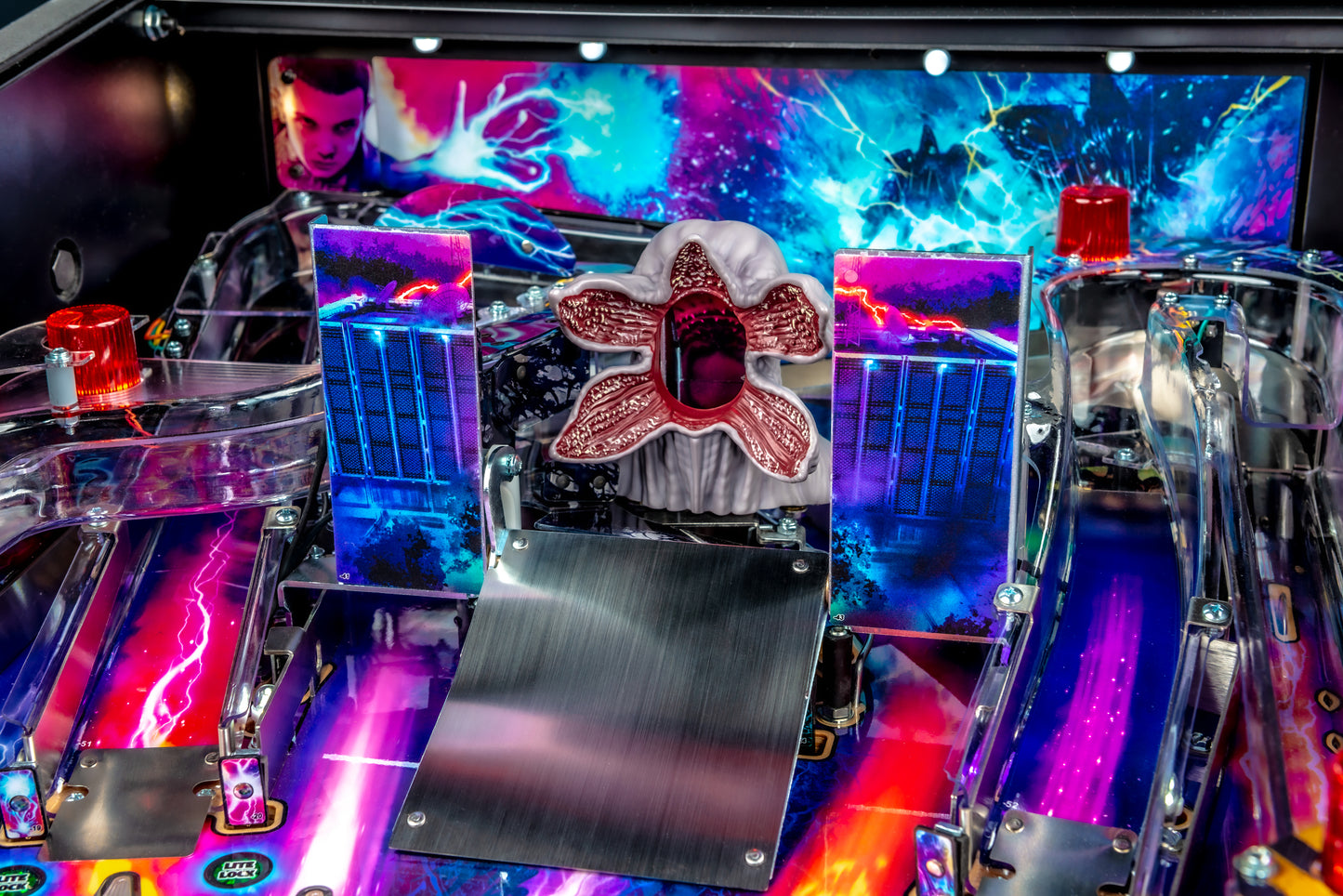STRANGER THINGS PRO Edition Flipper - STERN Pinball